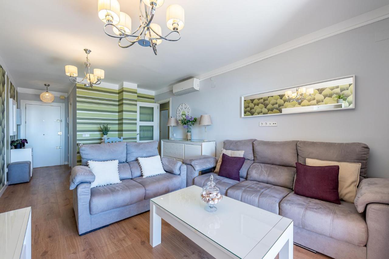 797 Holiday Rentals - Amplio Piso Con Terraza En Primera Linea De Playa Торремолінос Екстер'єр фото