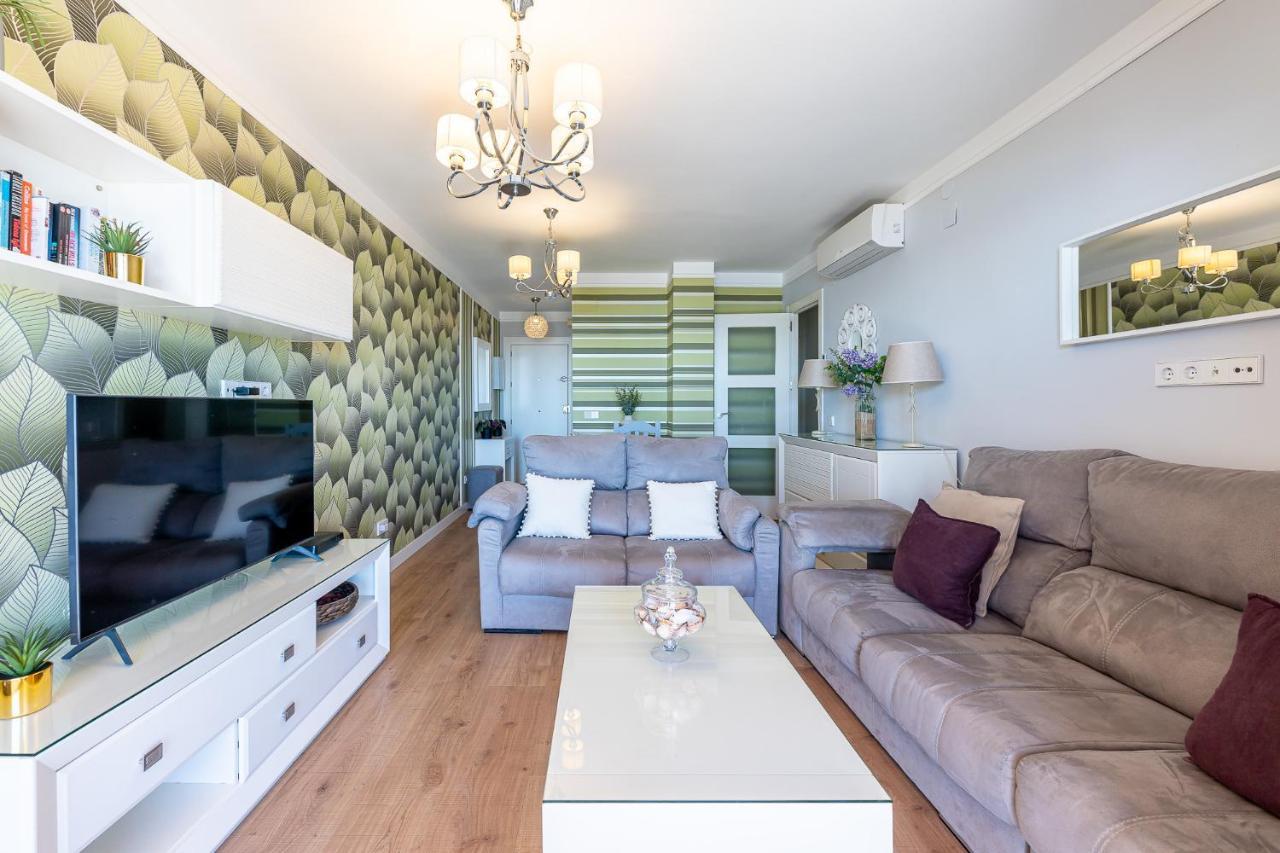 797 Holiday Rentals - Amplio Piso Con Terraza En Primera Linea De Playa Торремолінос Екстер'єр фото